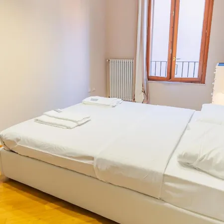 La Dolce - Italian Homing Apartman Desenzano del Garda